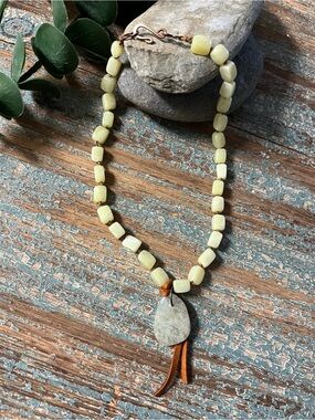 Handmade Pale Yellow lemon jade Beaded Necklace with Stone Pendant. Leather